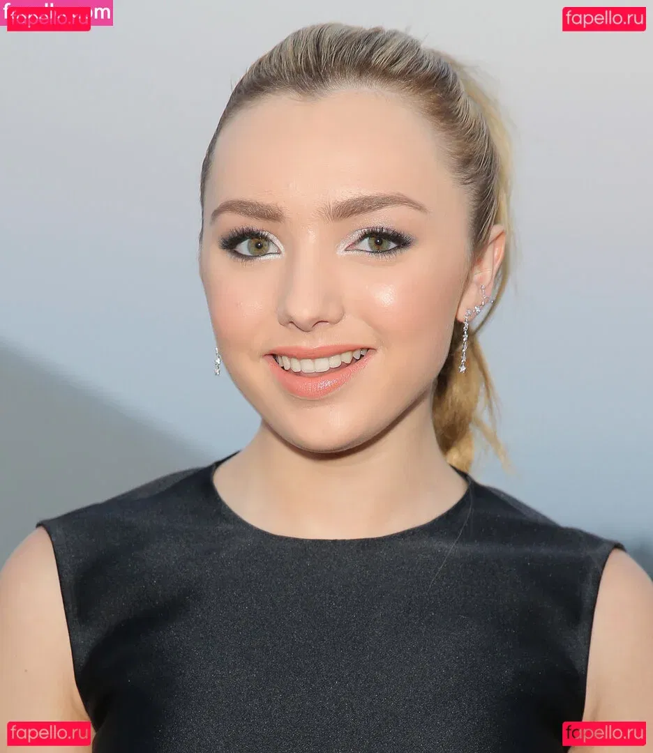 Peyton List Onlyfans Photo Gallery 