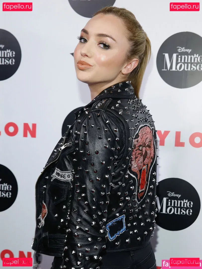 Peyton List Onlyfans Photo Gallery 