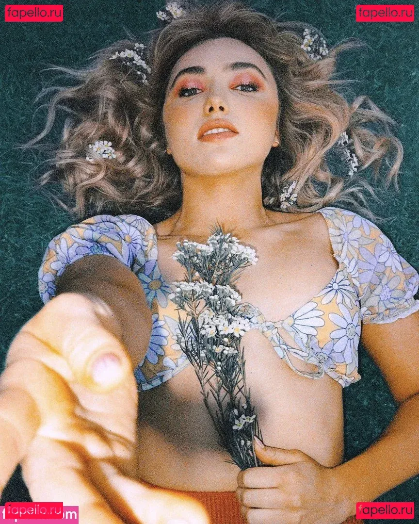 Peyton List Onlyfans Photo Gallery 