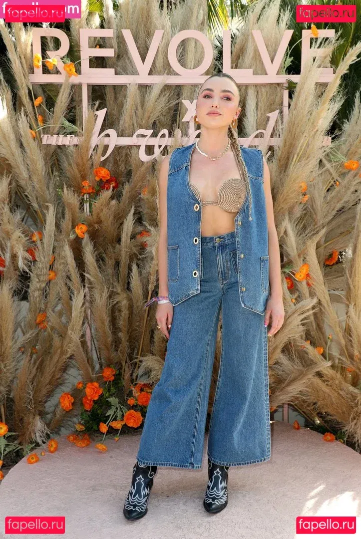 Peyton List Onlyfans Photo Gallery 