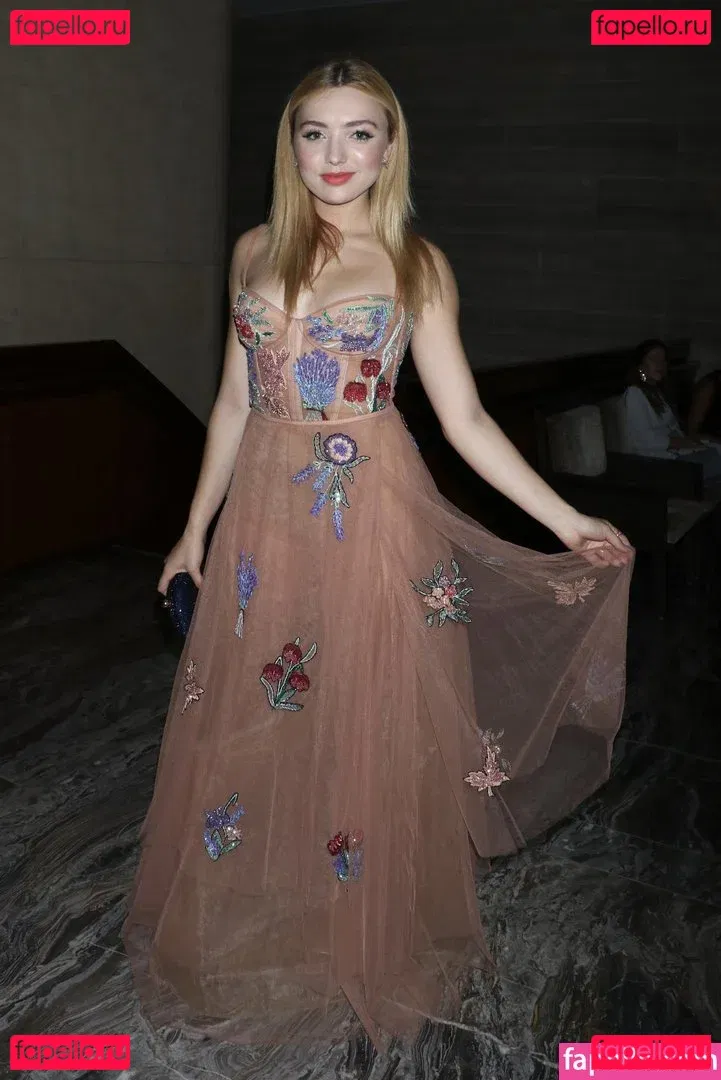 Peyton List Onlyfans Photo Gallery 