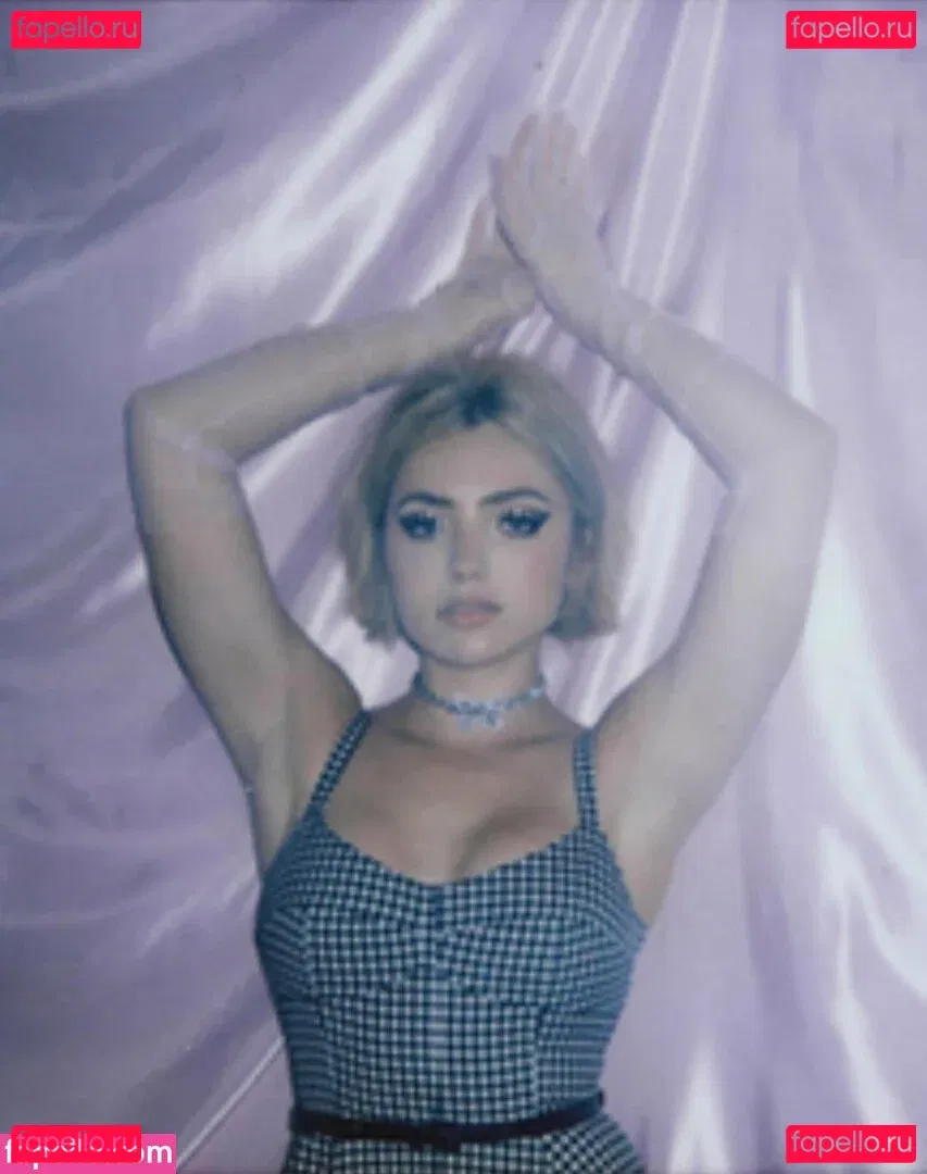 Peyton List Onlyfans Photo Gallery 