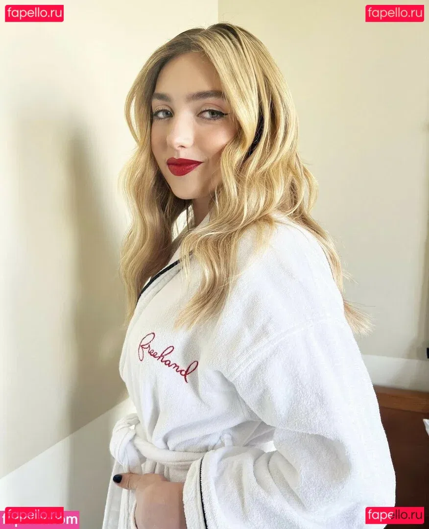 Peyton List Onlyfans Photo Gallery 