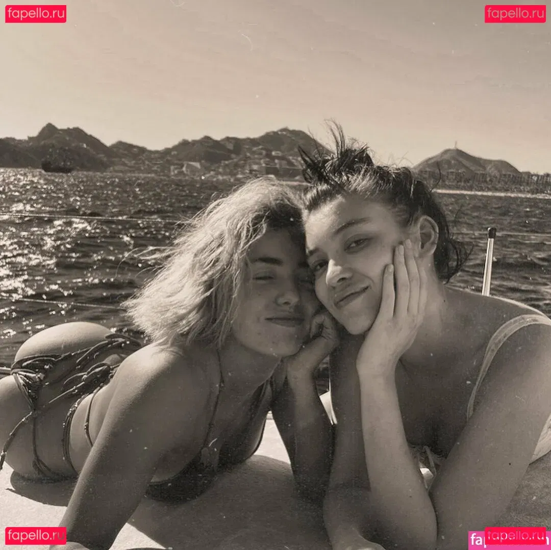 Peyton List Onlyfans Photo Gallery 