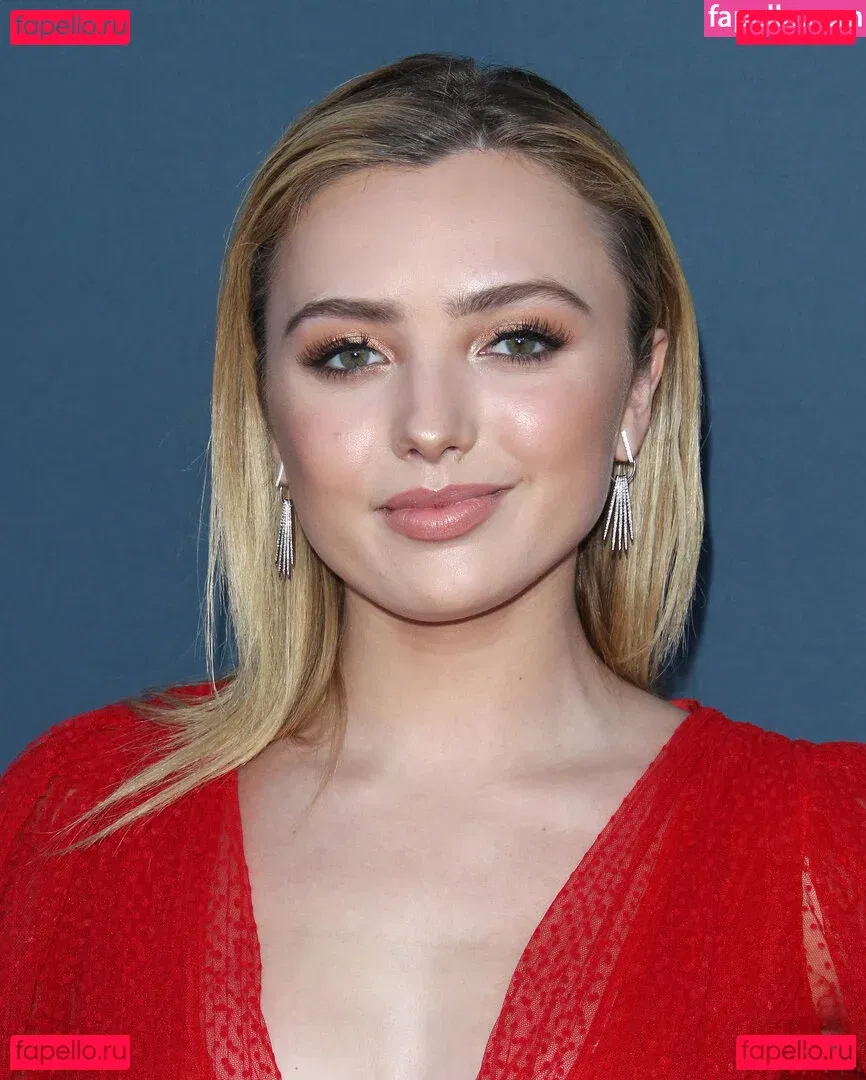 Peyton List Onlyfans Photo Gallery 