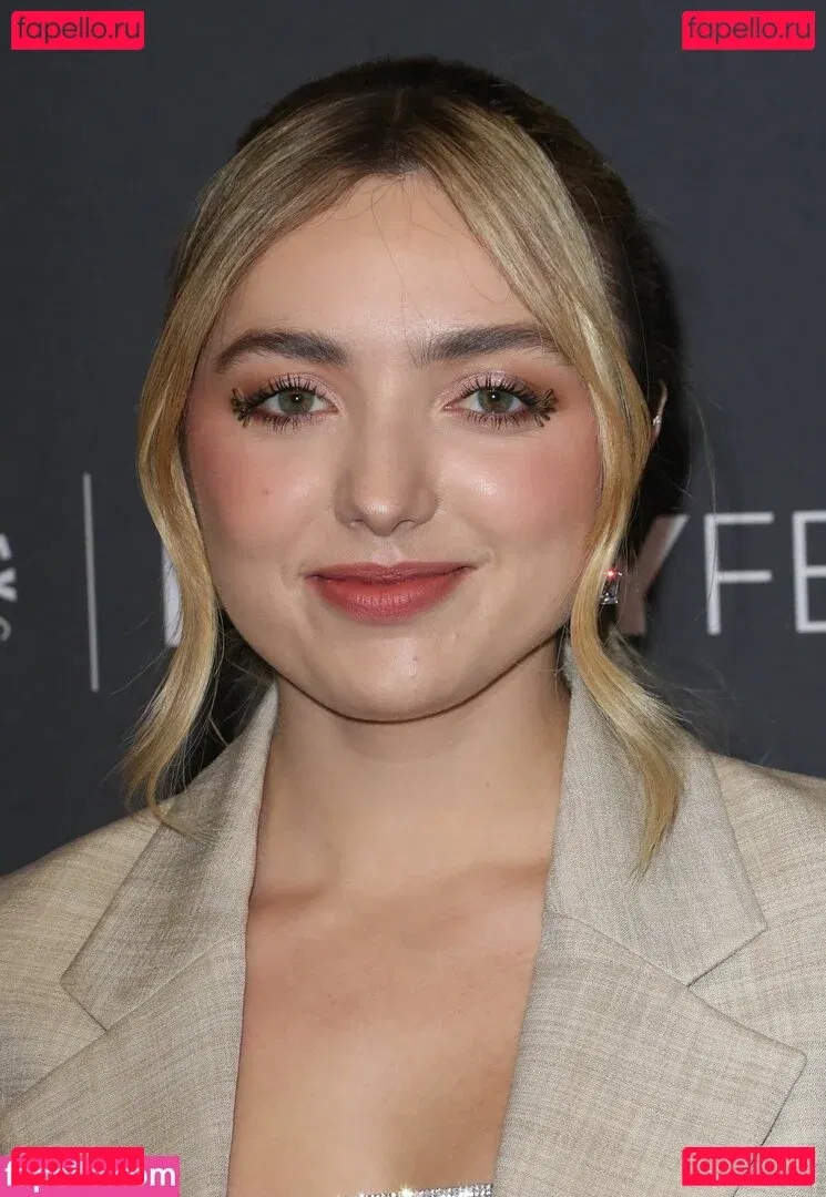 Peyton List Onlyfans Photo Gallery 