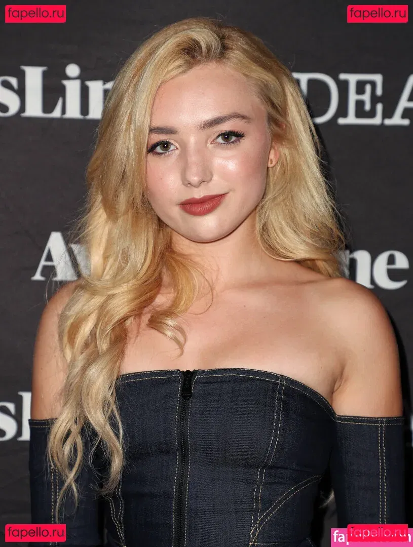 Peyton List Onlyfans Photo Gallery 