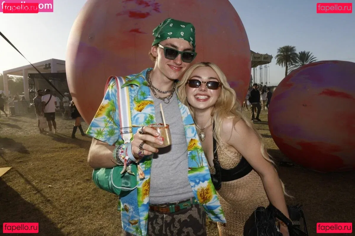 Peyton List Onlyfans Photo Gallery 