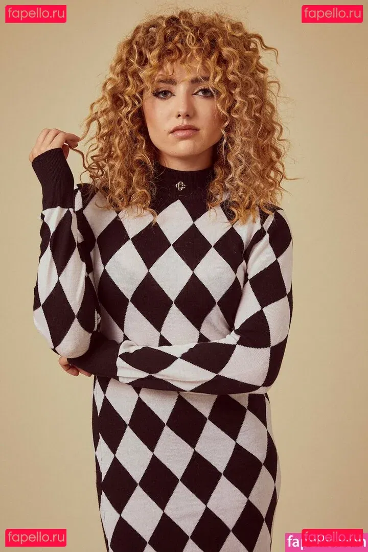 Peyton List Onlyfans Photo Gallery 