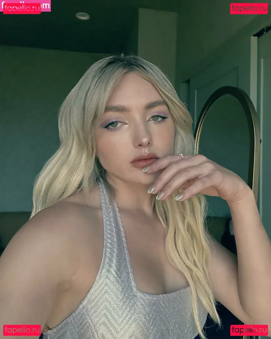 Peyton List Onlyfans Photo Gallery 