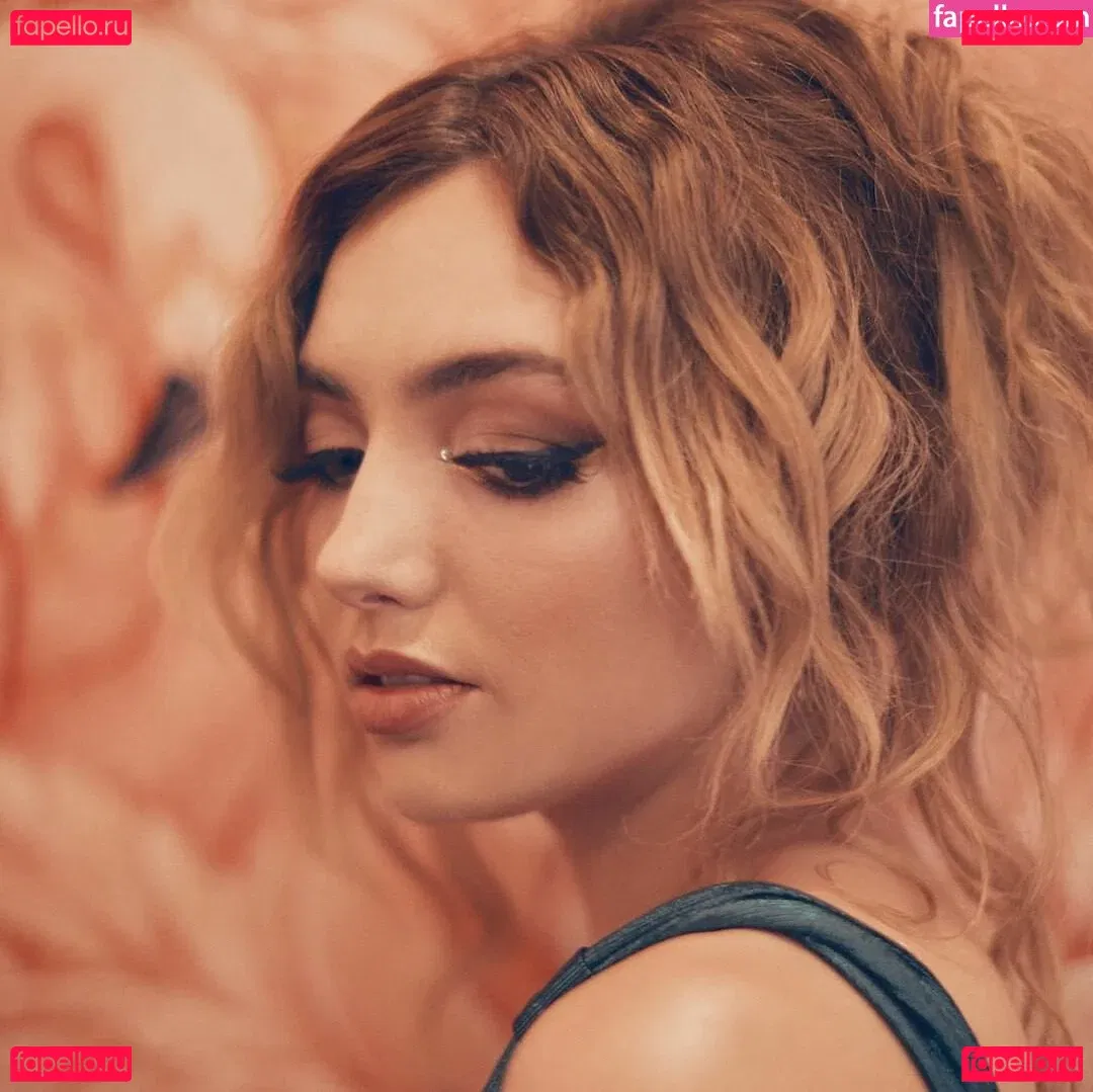 Peyton List Onlyfans Photo Gallery 