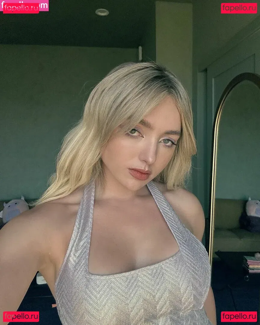 Peyton List Onlyfans Photo Gallery 