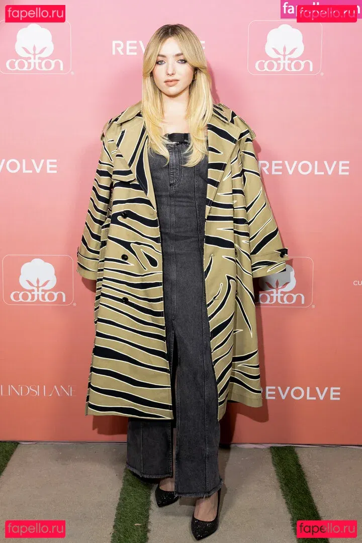 Peyton List Onlyfans Photo Gallery 