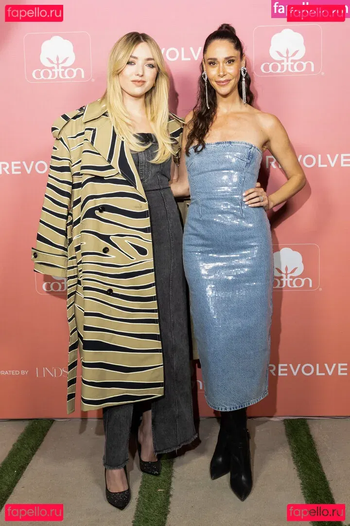 Peyton List Onlyfans Photo Gallery 