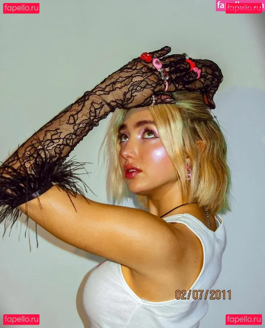 Peyton List Onlyfans Photo Gallery 