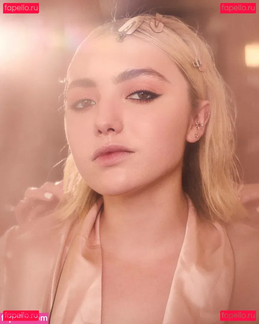 Peyton List Onlyfans Photo Gallery 