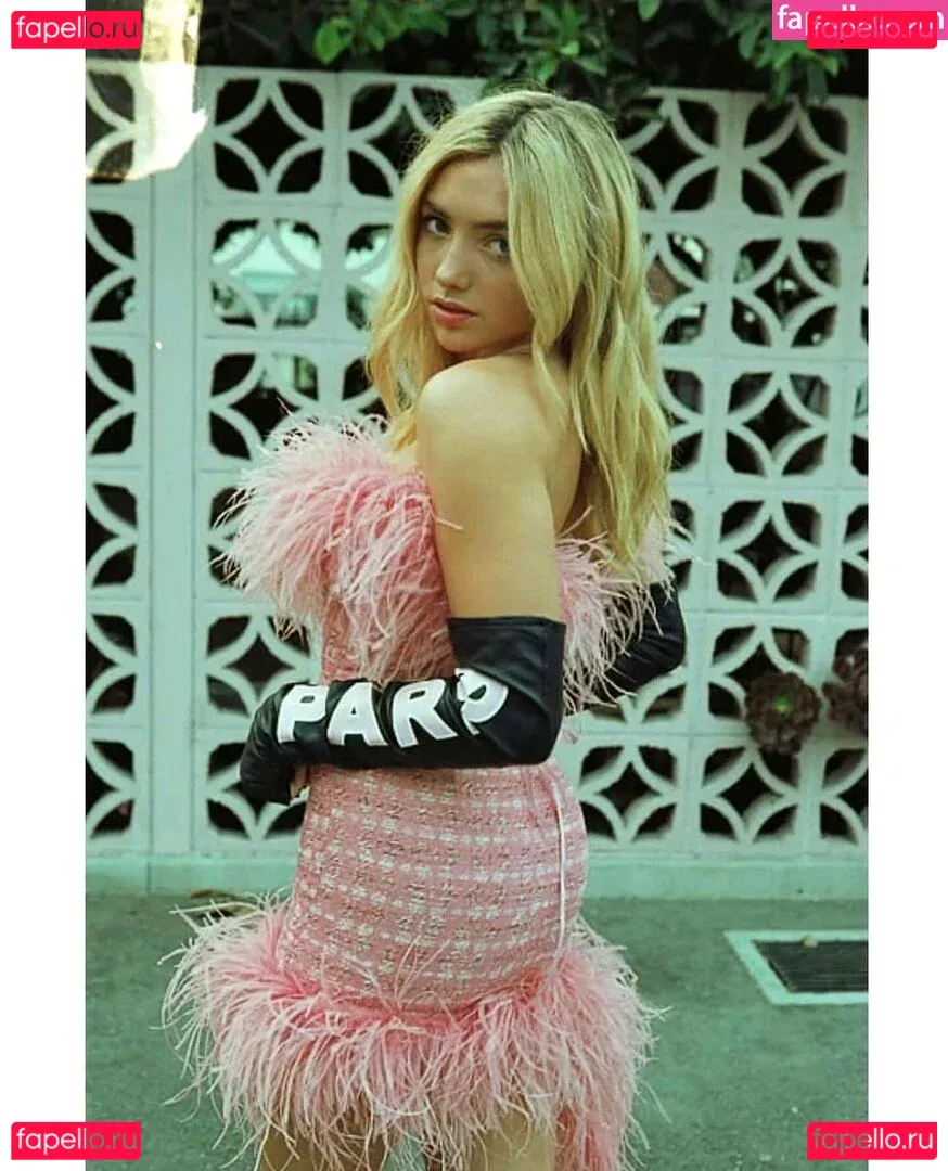 Peyton List Onlyfans Photo Gallery 