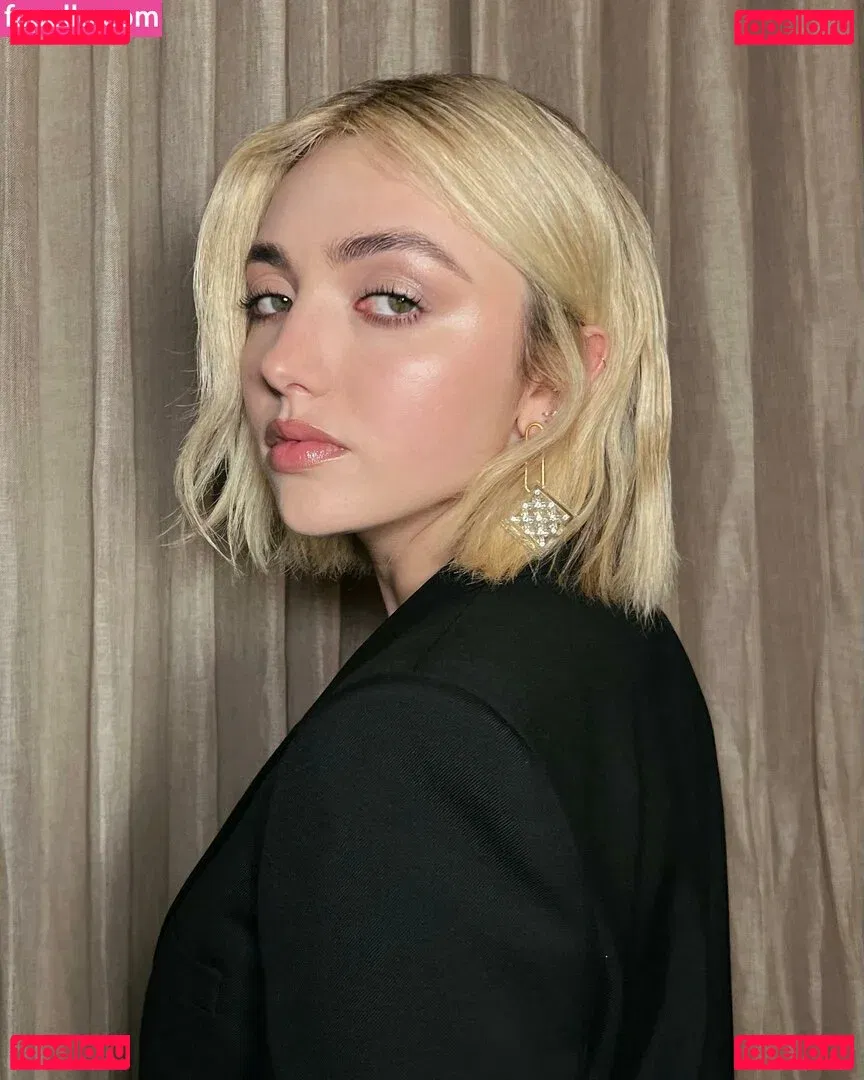 Peyton List Onlyfans Photo Gallery 