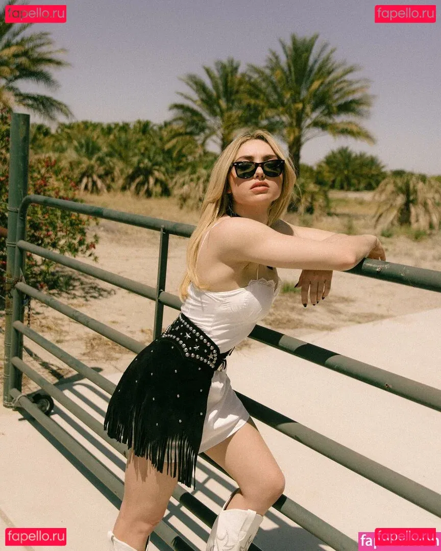 Peyton List Onlyfans Photo Gallery 