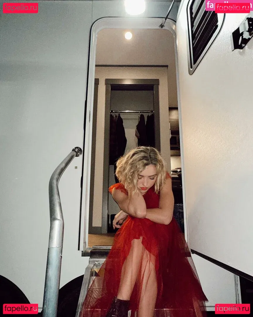 Peyton List Onlyfans Photo Gallery 