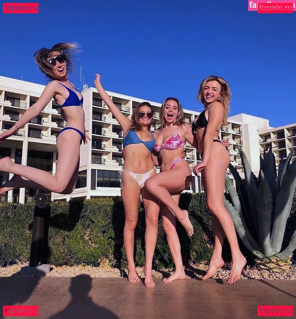 Peyton List Onlyfans Photo Gallery 