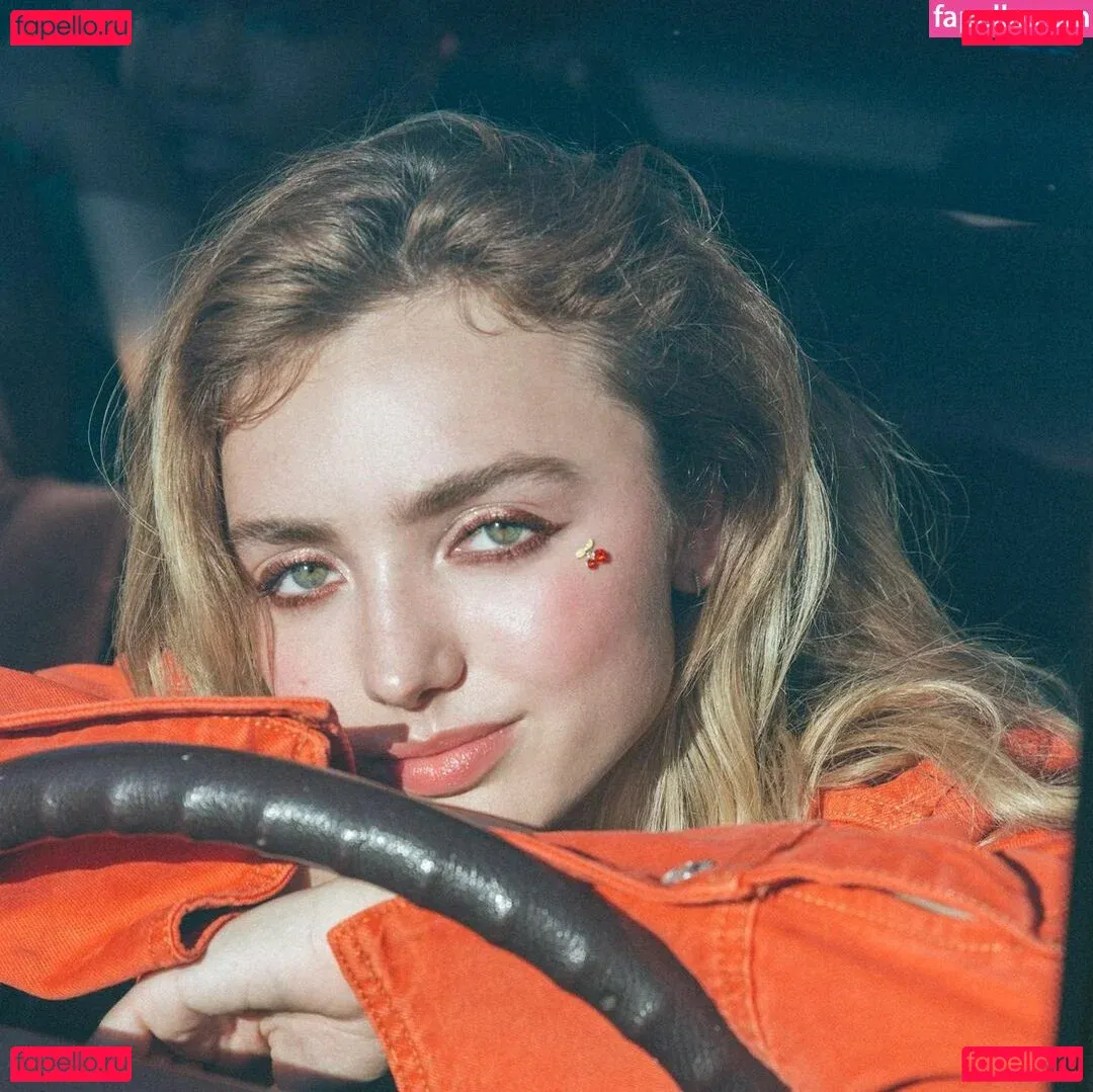 Peyton List Onlyfans Photo Gallery 