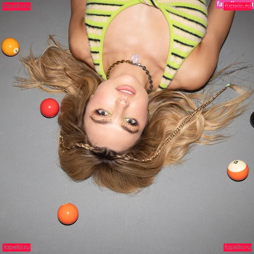 Peyton List Onlyfans Photo Gallery 