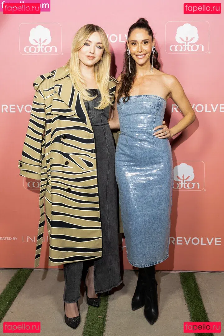 Peyton List Onlyfans Photo Gallery 