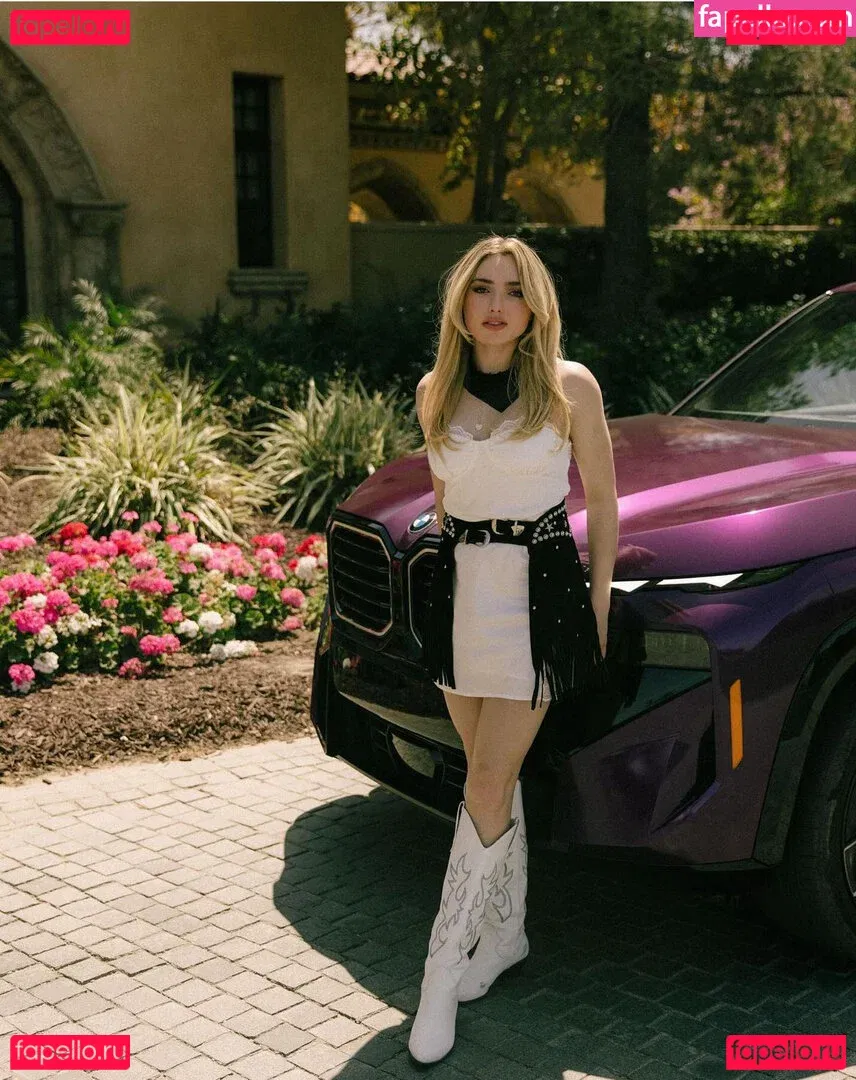 Peyton List Onlyfans Photo Gallery 