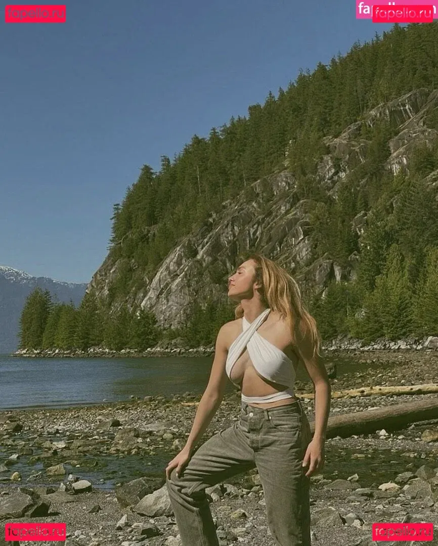 Peyton List Onlyfans Photo Gallery 