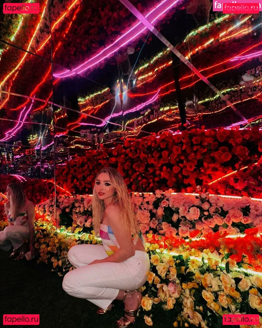 Peyton List Onlyfans Photo Gallery 