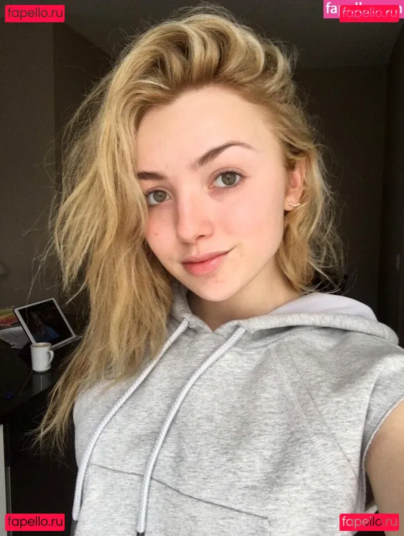 Peyton List Onlyfans Photo Gallery 