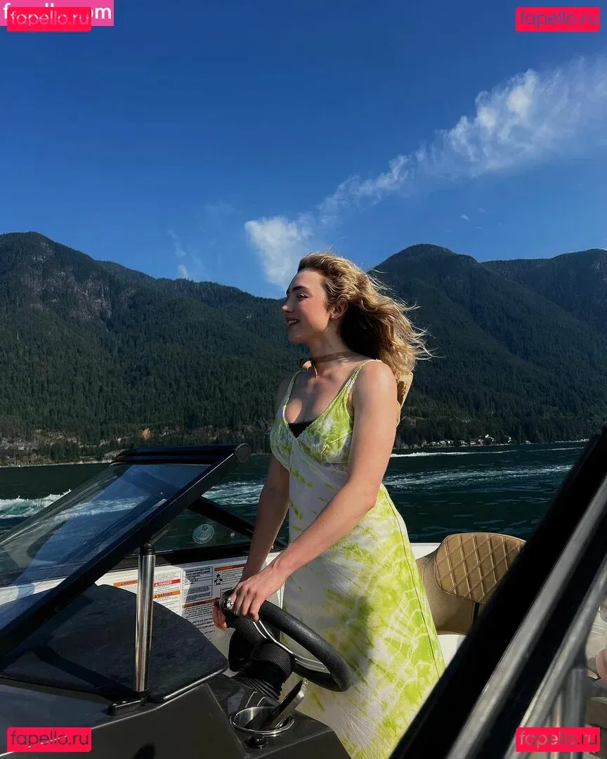 Peyton List Onlyfans Photo Gallery 