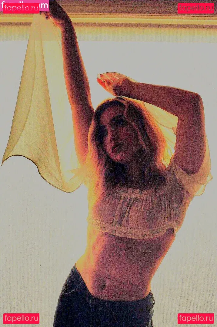 Peyton List Onlyfans Photo Gallery 