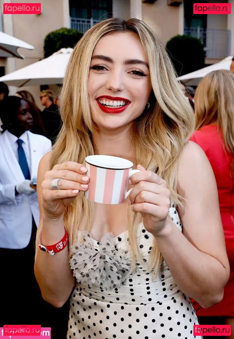 Peyton List Onlyfans Photo Gallery 