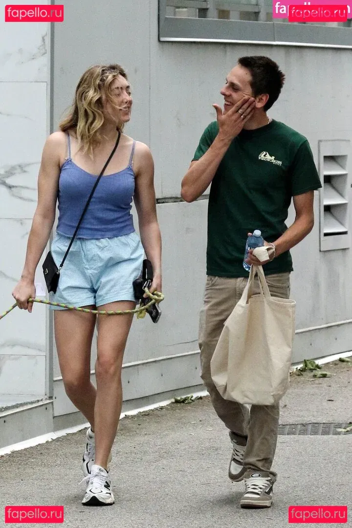 Peyton List Onlyfans Photo Gallery 