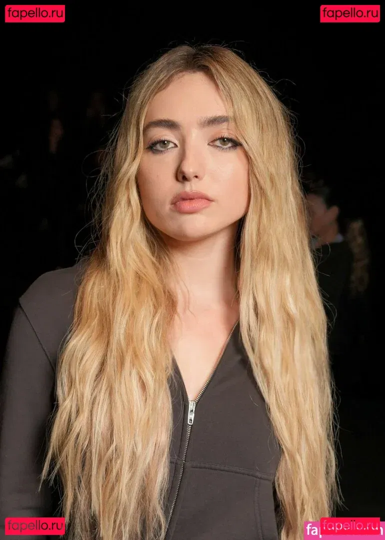 Peyton List Onlyfans Photo Gallery 