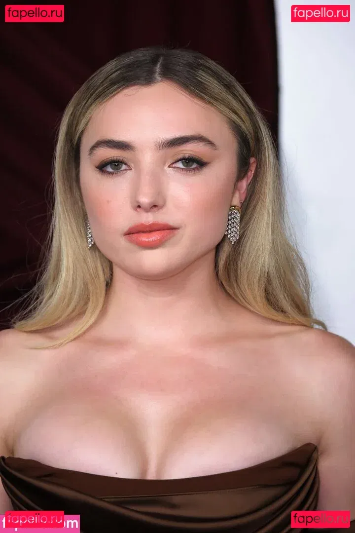 Peyton List Onlyfans Photo Gallery 
