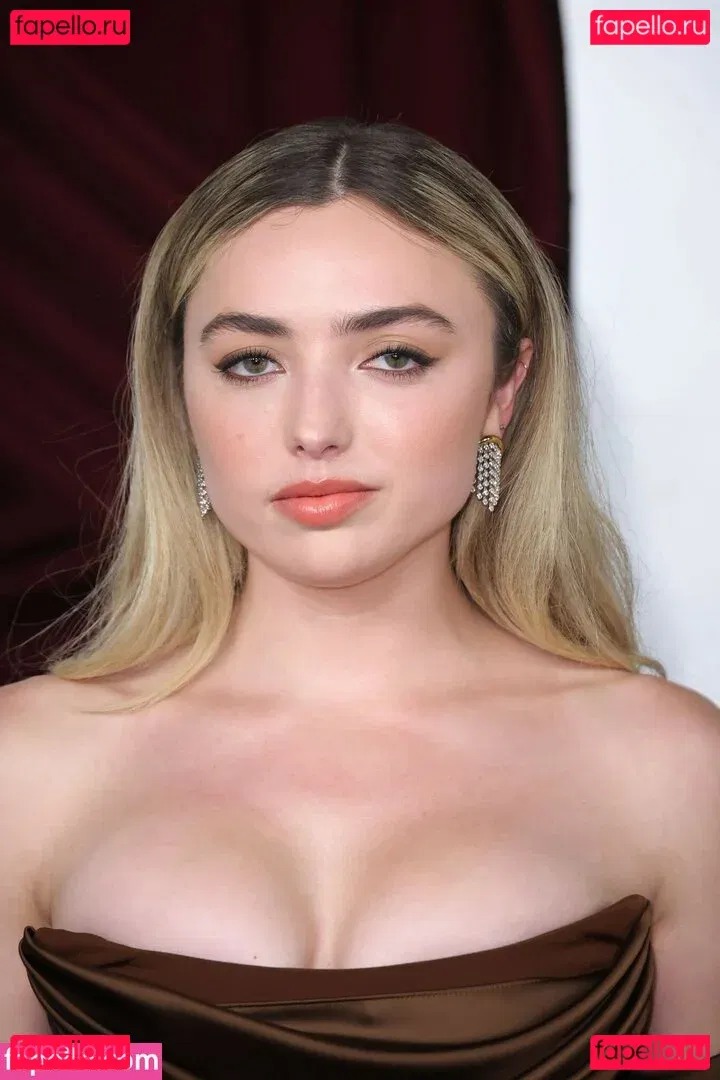 Peyton List Onlyfans Photo Gallery 