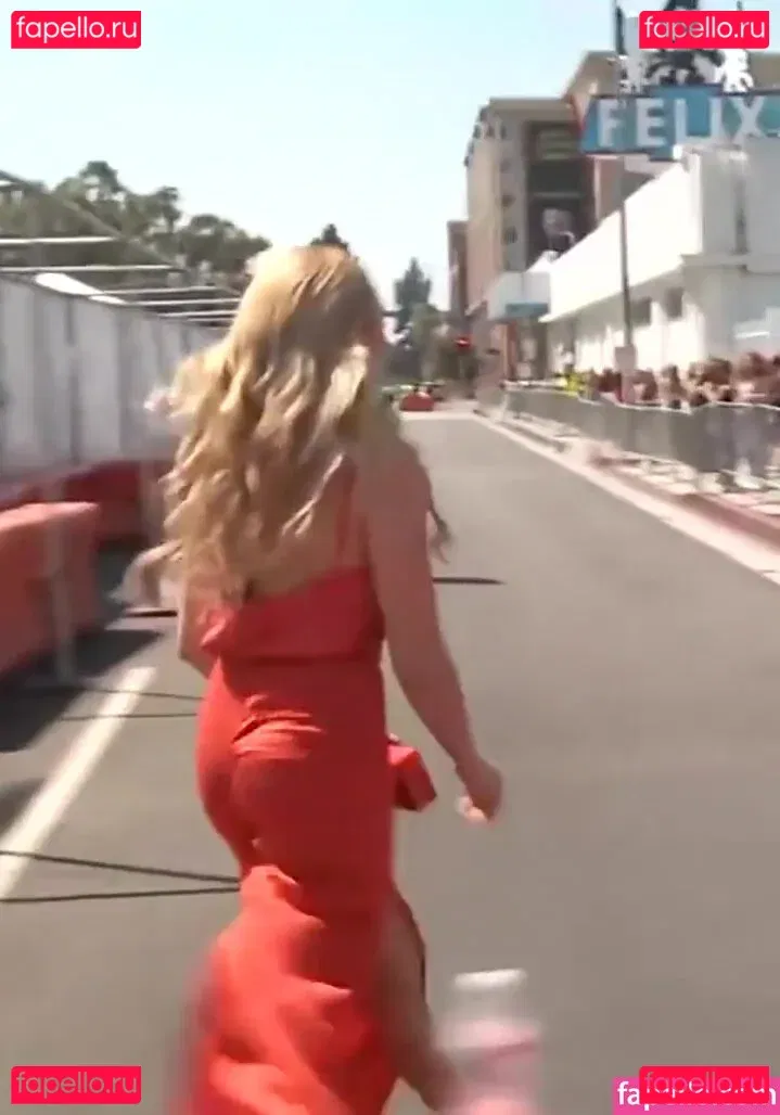 Peyton List Onlyfans Photo Gallery 