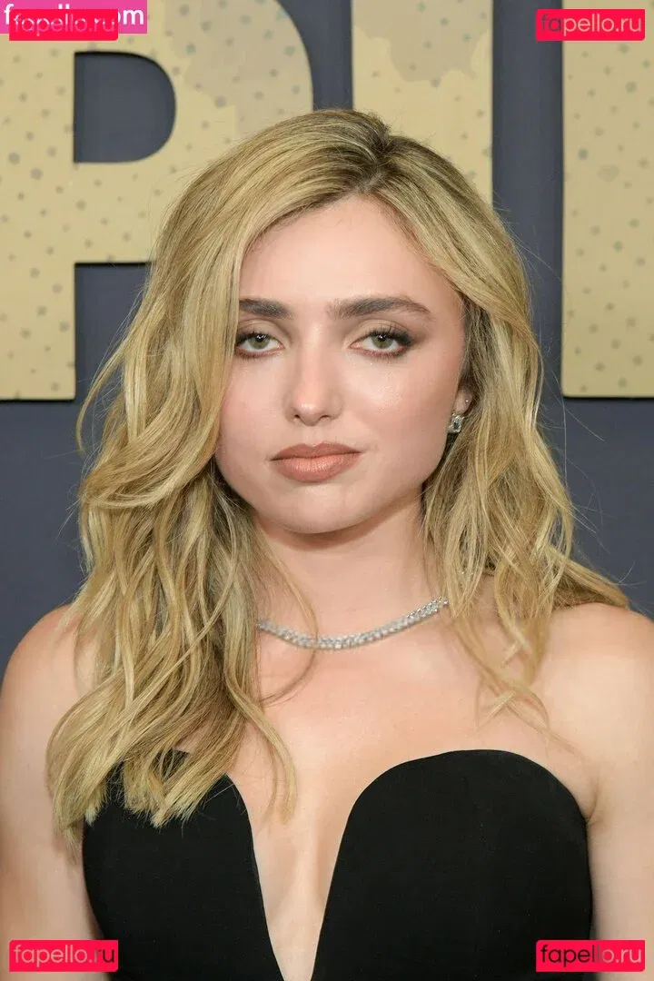 Peyton List Onlyfans Photo Gallery 