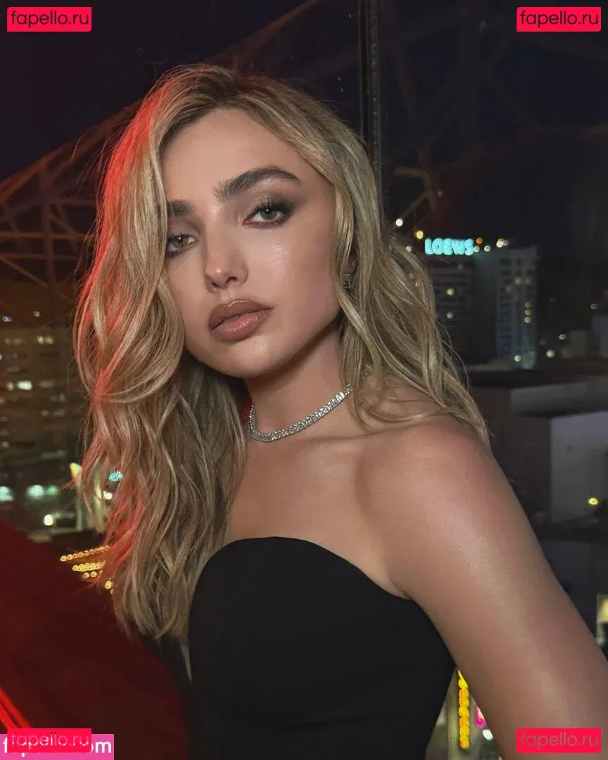 Peyton List Onlyfans Photo Gallery 