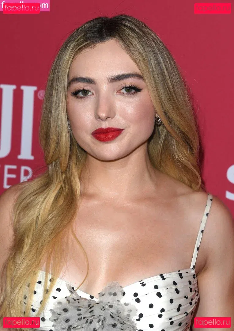 Peyton List Onlyfans Photo Gallery 