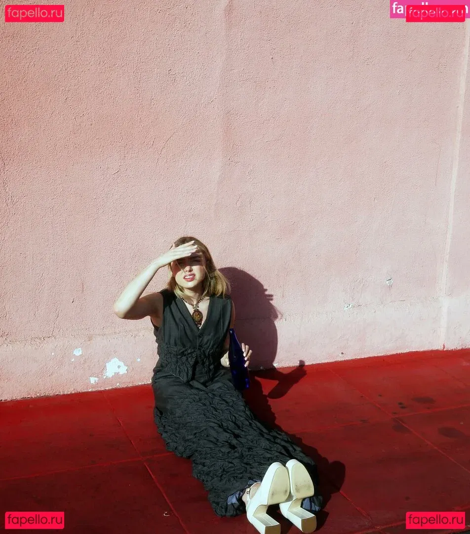 Peyton List Onlyfans Photo Gallery 