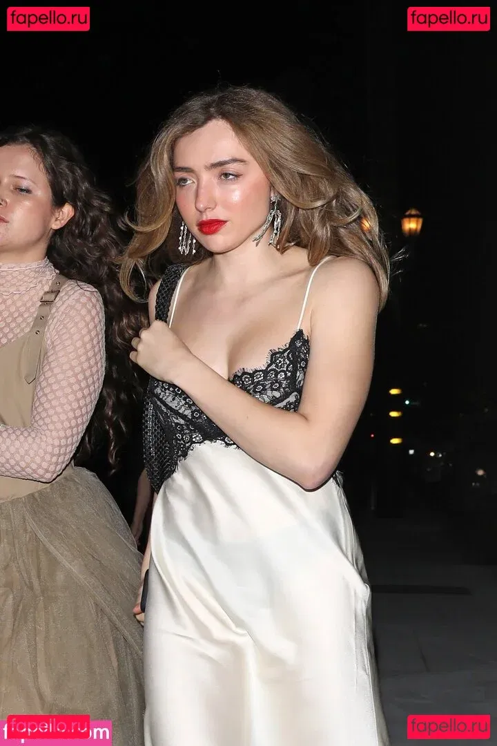 Peyton List Onlyfans Photo Gallery 