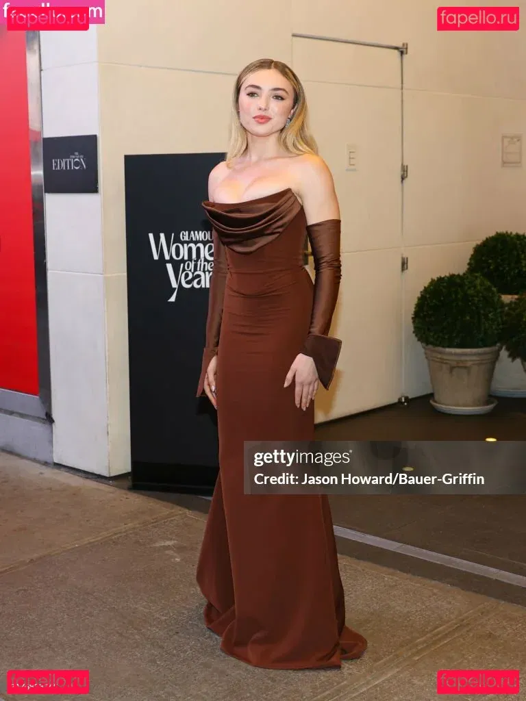 Peyton List Onlyfans Photo Gallery 