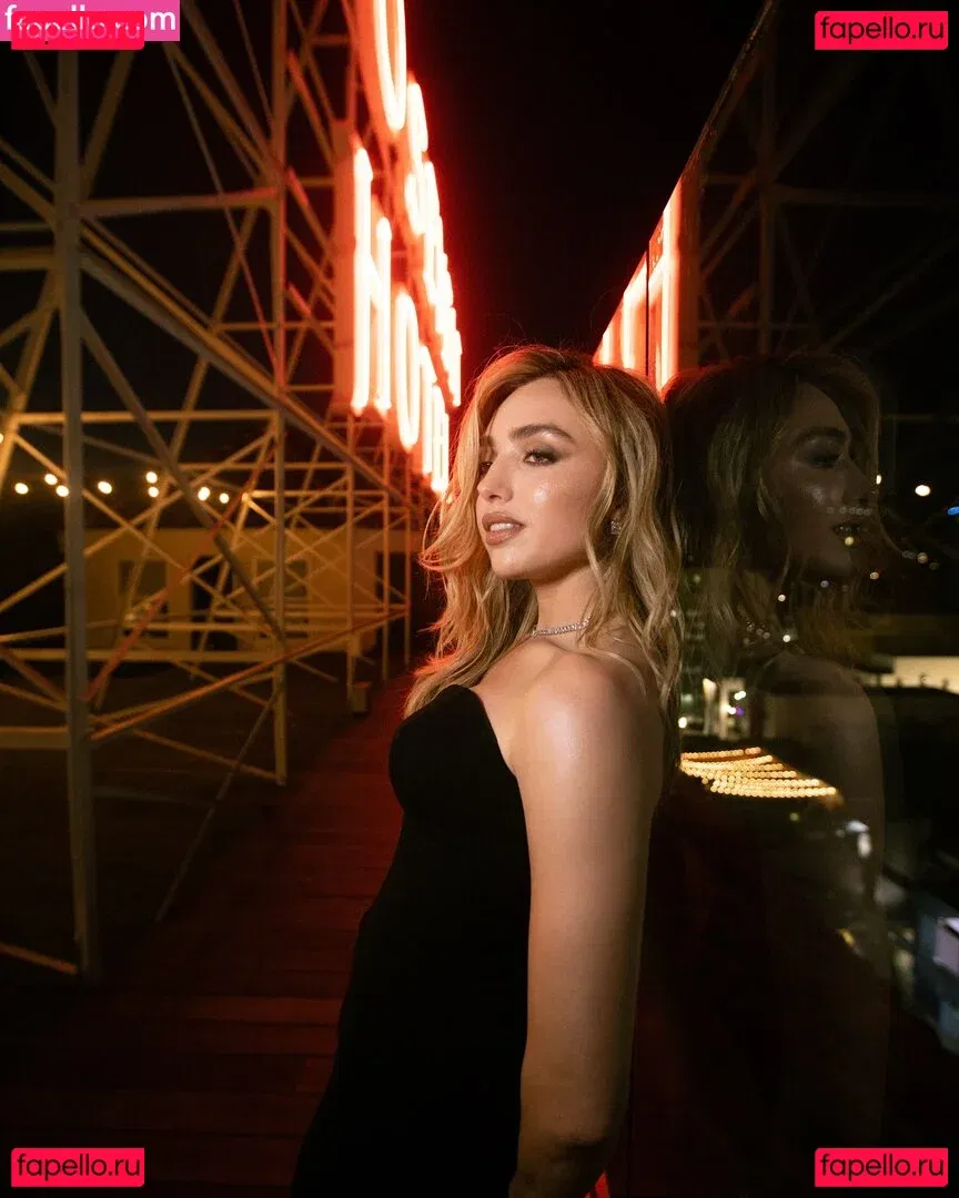 Peyton List Onlyfans Photo Gallery 