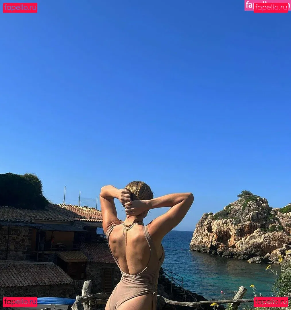 Peyton List Onlyfans Photo Gallery 