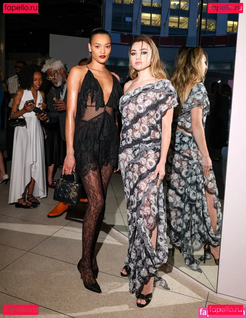 Peyton List Onlyfans Photo Gallery 