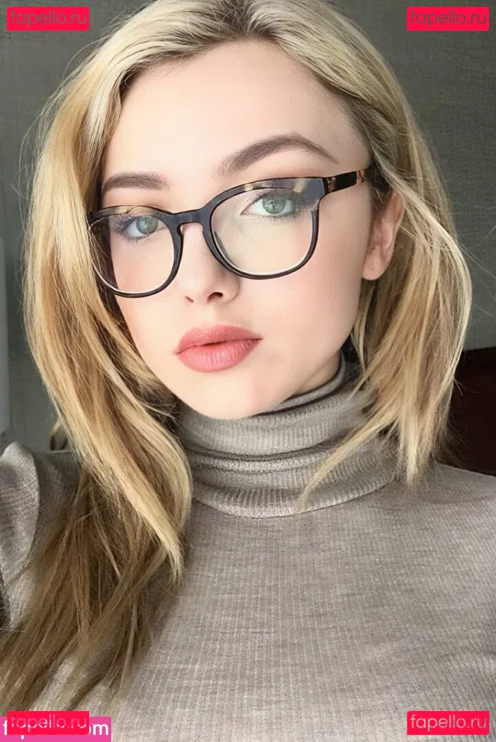 Peyton List Onlyfans Photo Gallery 